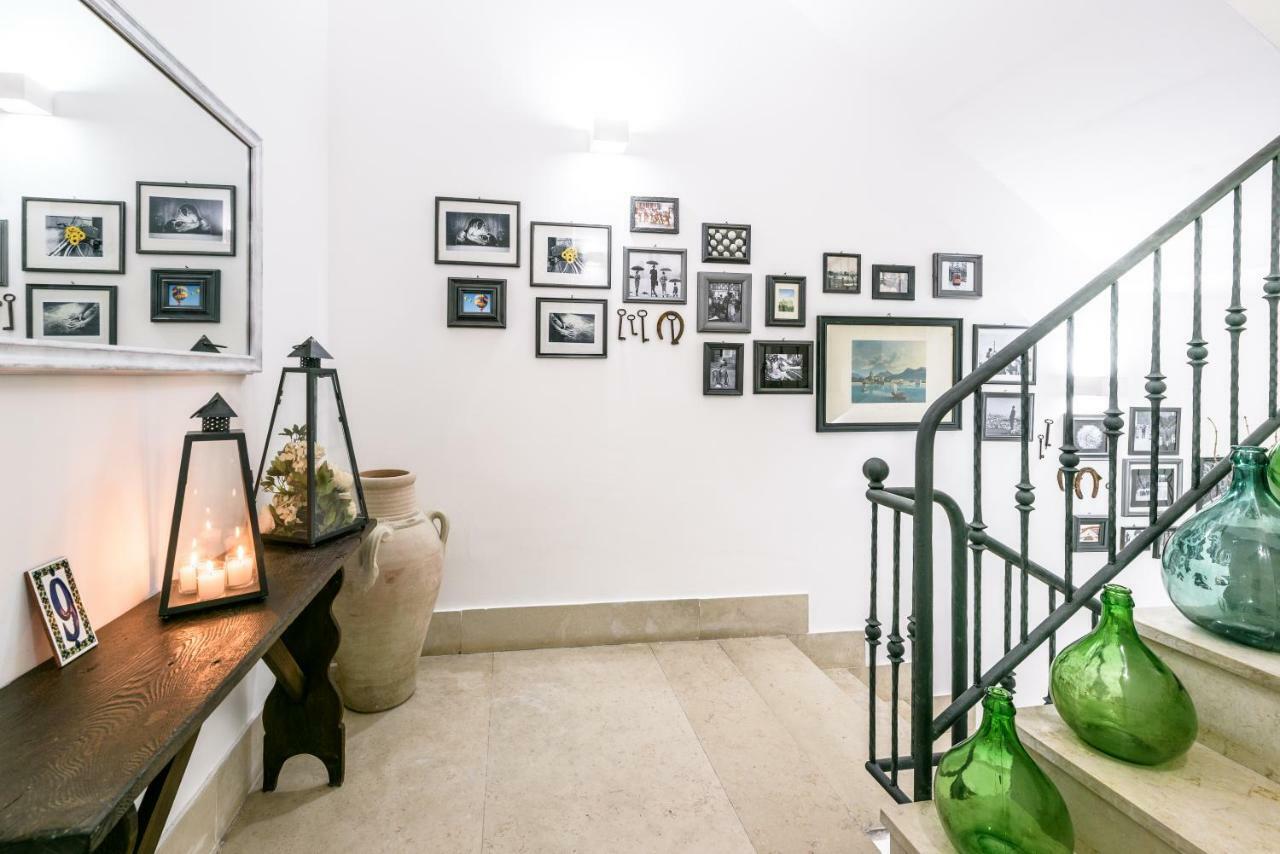 B&B Toma Street เลชเช ภายนอก รูปภาพ